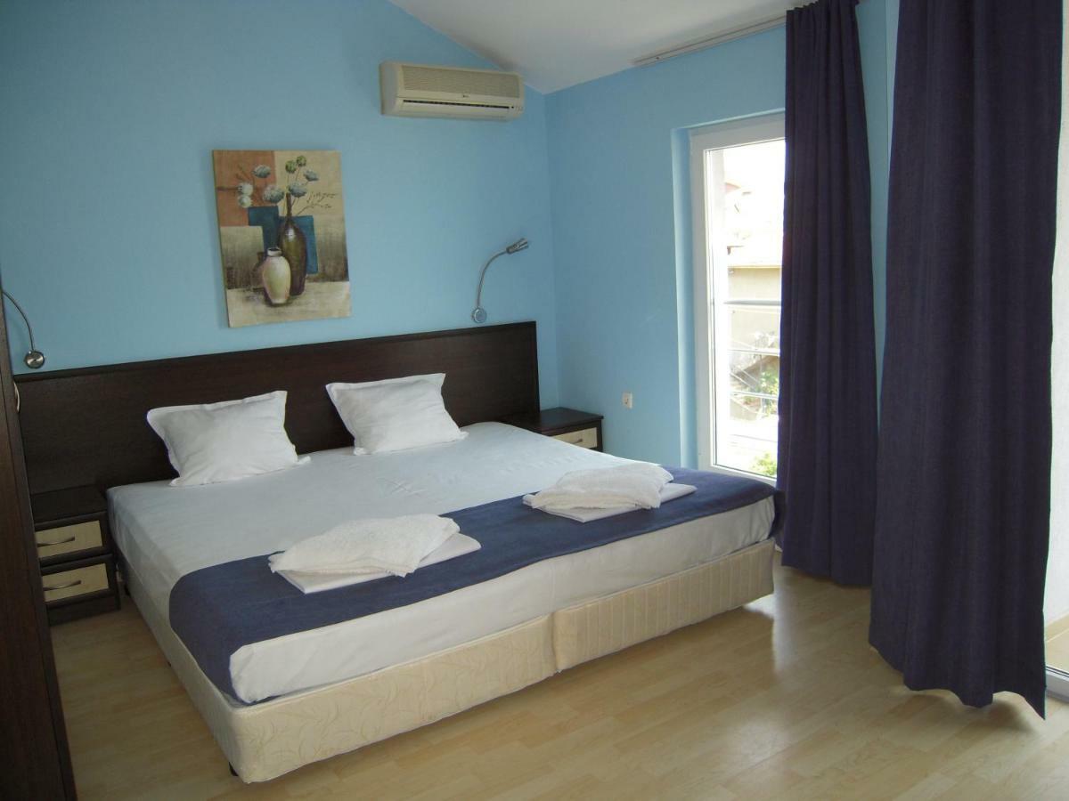 Bona Dea Club Hotel Sveti Vlas Exteriör bild
